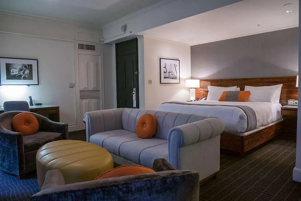 Hotel Lucia Portland 4*,