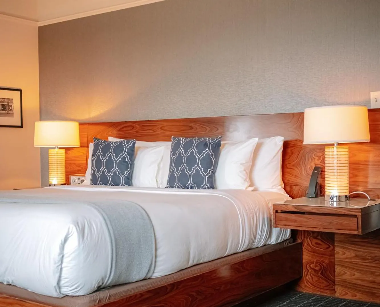 ****  Hotel Lucia Portland USA