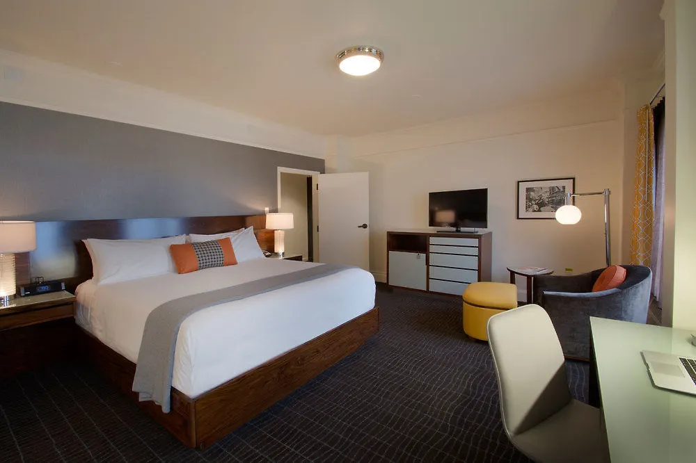 Hotel Lucia Portland